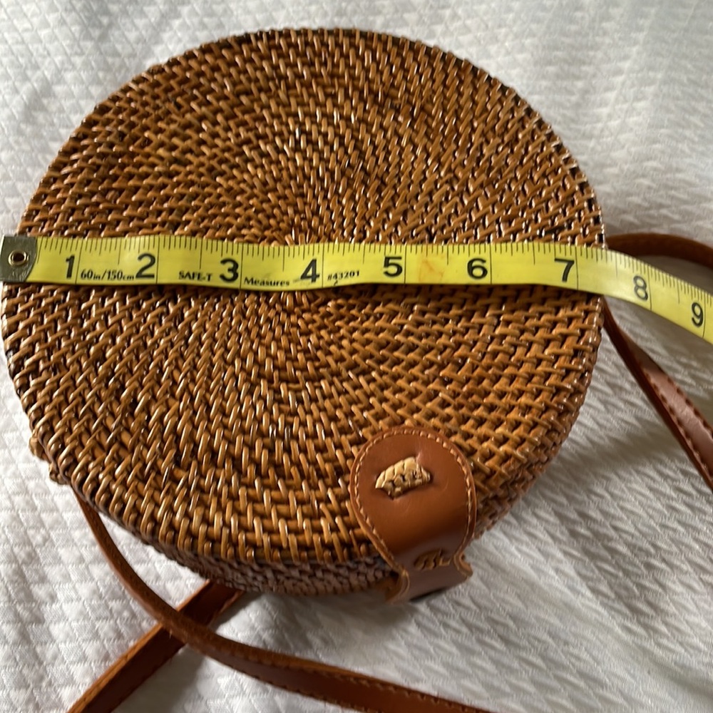 Round Rattan Straw Handbag Purse - Picture 5 of 5